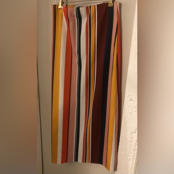 Zara women’s skirt, M - Picture 2 of 4